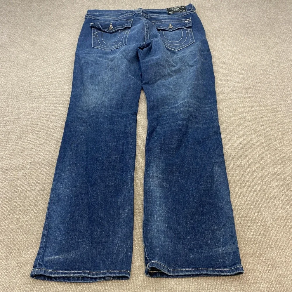 True Religion Ricky Relaxed Straight Jeans Mens‎ 36x34 Med Wash Distressed Denim